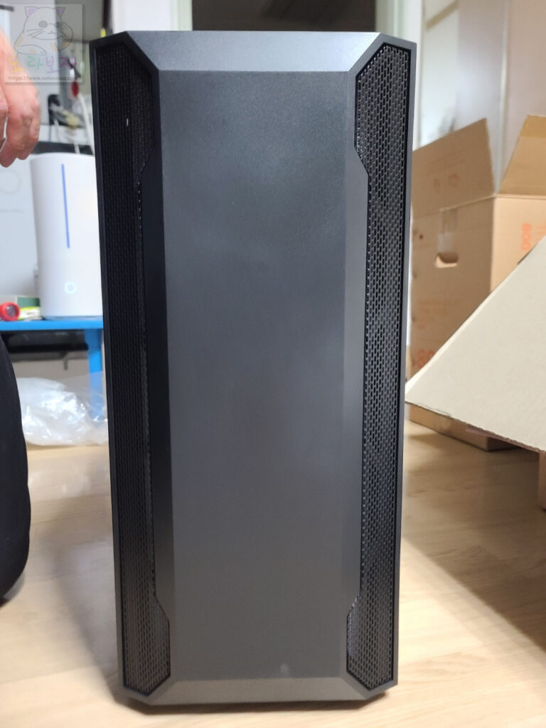 제플PC 라이젠 7800X3D + 라데온 RX7800 XT 라라랜드 구성 AMD PC Black Edition